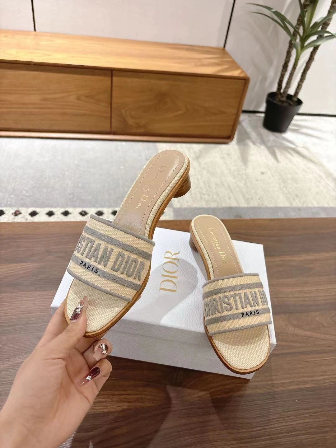 COCO-- 4ior KCO395ECJ_S24T embroidery Dway Heel height:3.5CM item:E-X000H1305